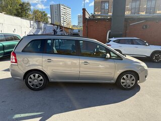 2008 Opel Zafira B Рестайлинг, бежевый, 405000 рублей, вид 3