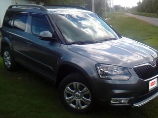2015 Skoda Yeti I Рестайлинг, серый, 1750000 рублей, вид 1