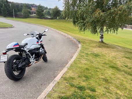 2017 BMW R Nine T Racer, белый, 1190000 рублей, вид 1