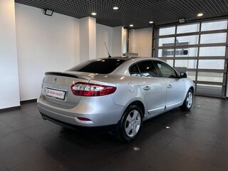 2010 Renault Fluence I, серебристый, 565000 рублей, вид 3