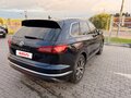 2018 Volkswagen Touareg III, синий - вид 3