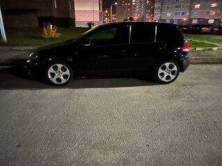 2012 Volkswagen Golf VI, чёрный, 750000 рублей, вид 2