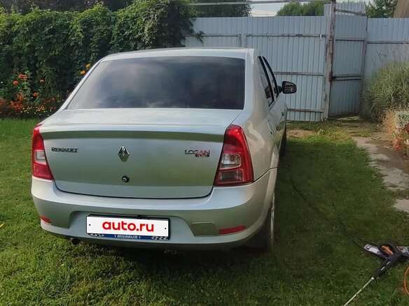2014 Renault Logan I Рестайлинг, серый, 430000 рублей - вид 2