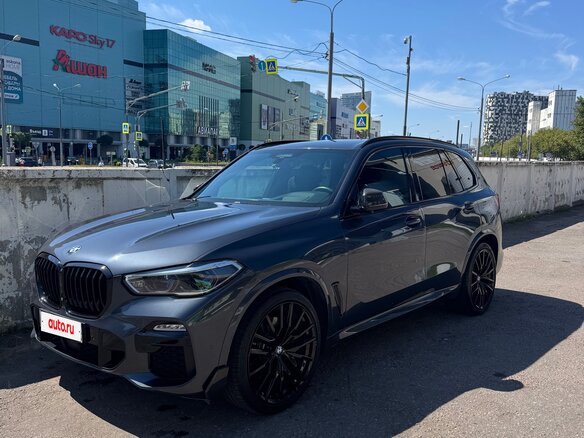 2020 BMW X5 30d IV (G05/G18), серый - вид 1