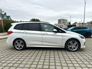 2022 BMW 2 серии Gran Tourer Gran Tourer 218i F46 Рестайлинг, белый, 2230000 рублей, вид 5