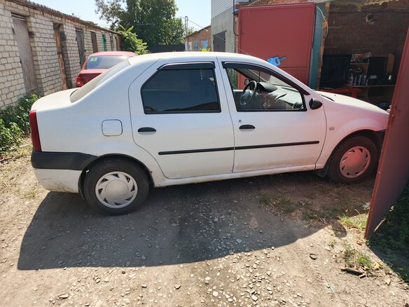 2006 Renault Logan I, белый, 250000 рублей - вид 1