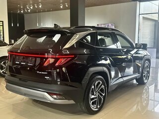 2026 Hyundai Tucson L IV Рестайлинг, чёрный, 3900000 рублей, вид 4