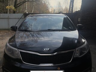 2015 Kia Rio III Рестайлинг, чёрный, 830000 рублей, вид 2
