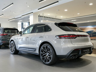 2026 Porsche Macan I Рестайлинг 2, серый, 11700000 рублей, вид 3