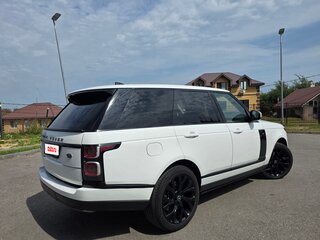2021 Land Rover Range Rover IV Рестайлинг, белый, 7000000 рублей, вид 5