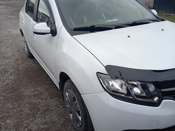 2015 Renault Logan II, белый, 500000 рублей - вид 2