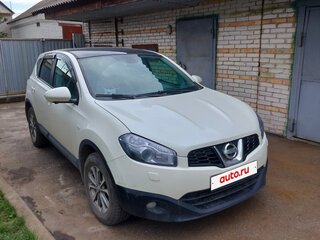 2013 Nissan Qashqai I Рестайлинг, белый, 1040000 рублей, вид 2