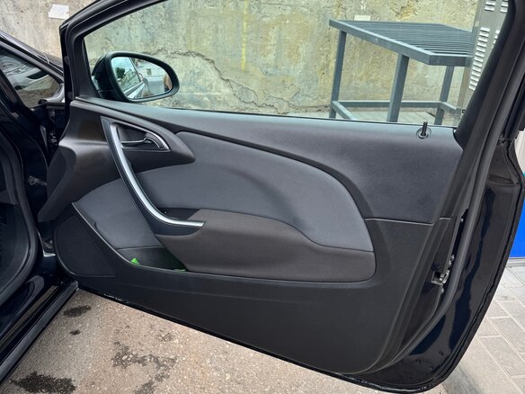 2012 Opel Astra GTC J Рестайлинг, чёрный, 920000 рублей - вид 37