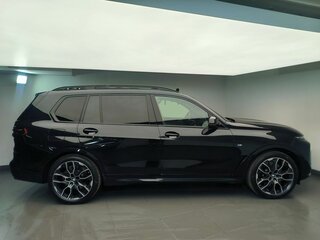 2026 BMW X7 40i I (G07) Рестайлинг, чёрный, 19600000 рублей, вид 5