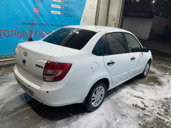 2017 Lada (ВАЗ) Granta I, белый, 275000 рублей - вид 1