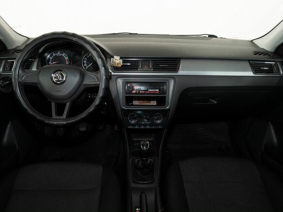 2018 Skoda Rapid I Рестайлинг, бежевый, 1100000 рублей - вид 6