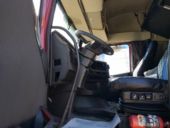 2016 Volvo FH, красный, 5672450 рублей - вид 8
