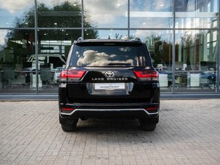 2021 Toyota Land Cruiser 300 Series, чёрный, 7300000 рублей, вид 4