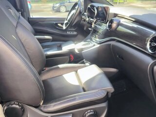2022 Mercedes-Benz V-Класс Long 300 d длинный III (W447) Рестайлинг, чёрный, 5400000 рублей, вид 3