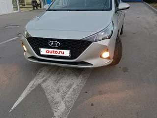 2020 Hyundai Solaris II Рестайлинг, серый, 1550000 рублей, вид 2