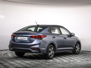2019 Hyundai Solaris II, серый, 909777 рублей, вид 5