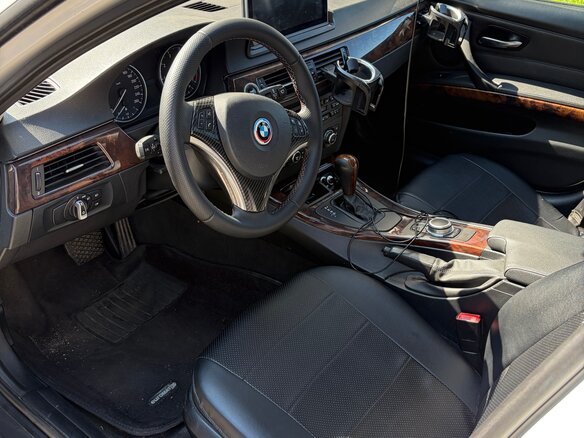 2010 BMW 3 серии 318i V (E90/E91/E92/E93) Рестайлинг, белый, 650000 рублей - вид 6