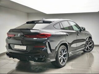 2021 BMW X6 40d III (G06), чёрный, 7500000 рублей, вид 2
