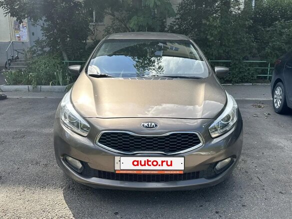 2015 Kia Ceed II, коричневый, 1050000 рублей