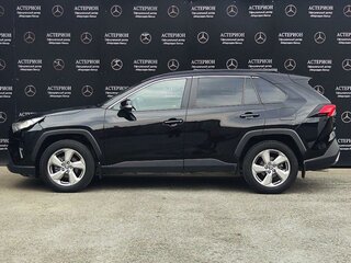 2019 Toyota RAV4 V (XA50), чёрный, 2700000 рублей, вид 3