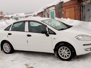 2012 Fiat Linea, белый, 700000 рублей, вид 2