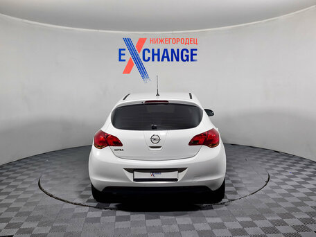 2011 Opel Astra J, белый, 522000 рублей, вид 5