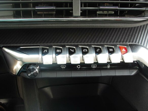 2022 Peugeot 3008 II Рестайлинг, серый, 2149000 рублей - вид 20