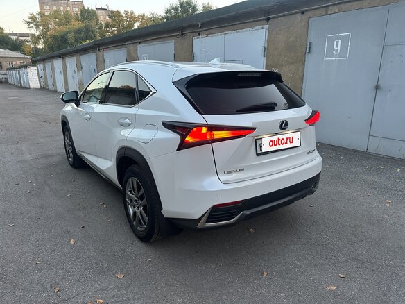 2019 Lexus NX 200 I Рестайлинг, белый, 3600000 рублей - вид 12