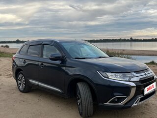 2019 Mitsubishi Outlander III Рестайлинг 3, синий, 2150000 рублей, вид 4
