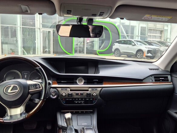 2015 Lexus ES 250 VI Рестайлинг, белый, 2500000 рублей - вид 3
