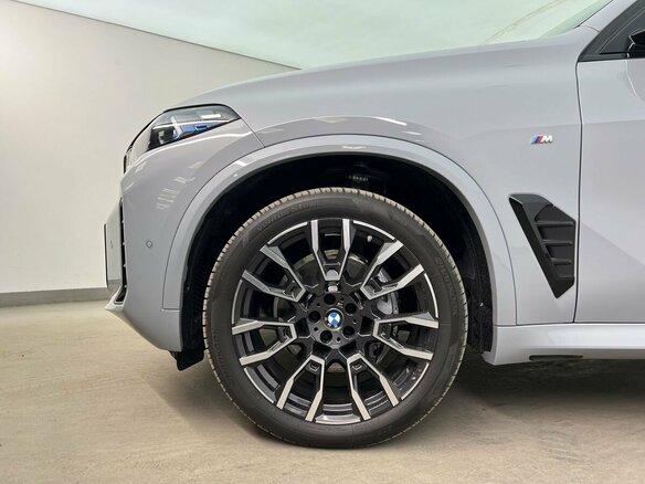 2026 BMW X5 40d IV (G05/G18) Рестайлинг, серый, 17850000 рублей - вид 13