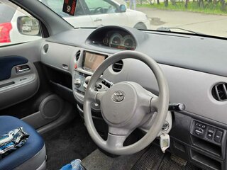 2004 Toyota Sienta I, зелёный, 550000 рублей, вид 5