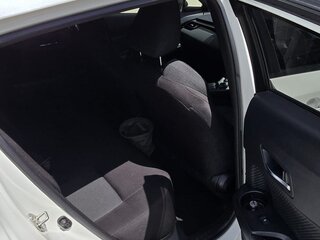 2019 Toyota C-HR I, белый, 1800000 рублей, вид 5