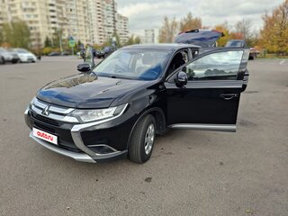 2017 Mitsubishi Outlander III Рестайлинг 2, чёрный, 1990000 рублей, вид 1