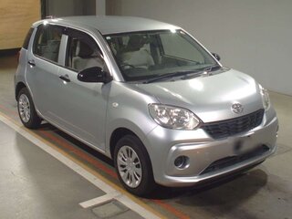 2016 Toyota Passo III, серый, 880000 рублей, вид 4