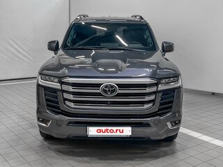 2021 Toyota Land Cruiser 300 Series, серый, 8590000 рублей, вид 2
