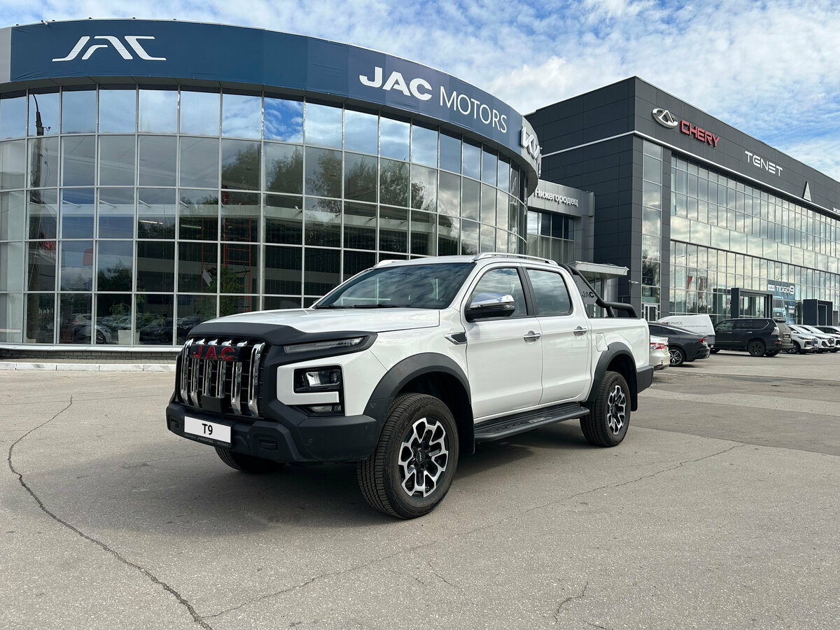 Открыть фотографии: JAC T9