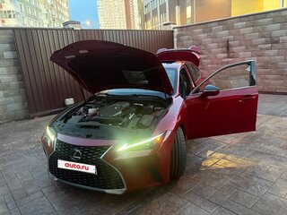 2021 Lexus IS 300 III Рестайлинг 2, красный, 3950000 рублей, вид 5