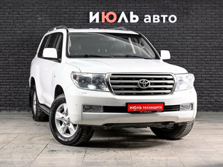2011 Toyota Land Cruiser 200 Series, белый, 3175000 рублей, вид 3