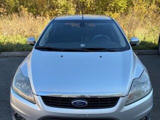 2008 Ford Focus II Рестайлинг, серебристый, 450000 рублей, вид 3