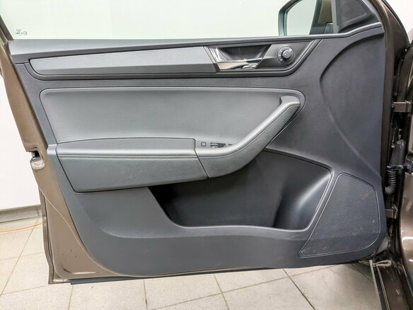 2022 Skoda Rapid II, коричневый - вид 19
