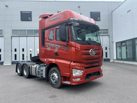 2024 FAW J7, красный, 9900000 рублей, вид 4