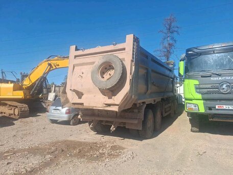 2023 Sinotruk Howo T5G, красный, 4446000 рублей, вид 3
