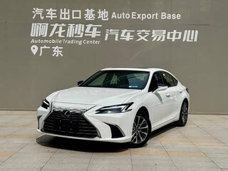 2026 Lexus ES 200 VII Рестайлинг 2, белый, 4980000 рублей, вид 1