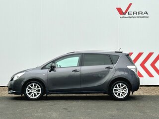 2012 Toyota Verso I, серый, 1120000 рублей, вид 2